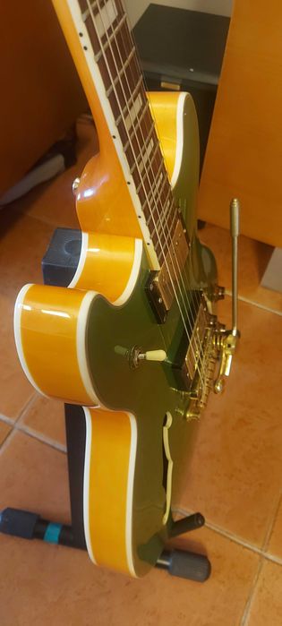 Guitarra Harley Benton HB-35Plus Metallic Green com tremolo