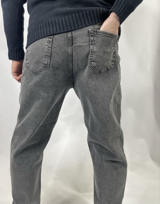 Джинсы мужские  мом ,производства Турции в хорошем качечтве цена класс