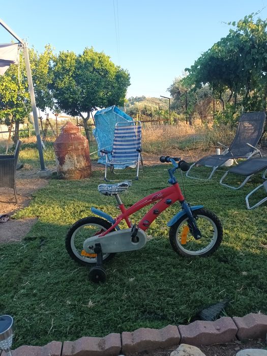 Bicicleta infantil  roda 14 cars