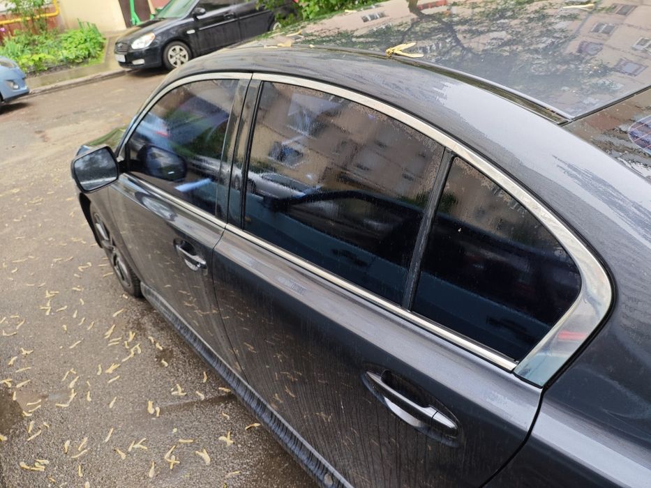 Subaru Legacy 2011