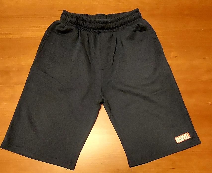 Calções da MARVEL - 12 anos