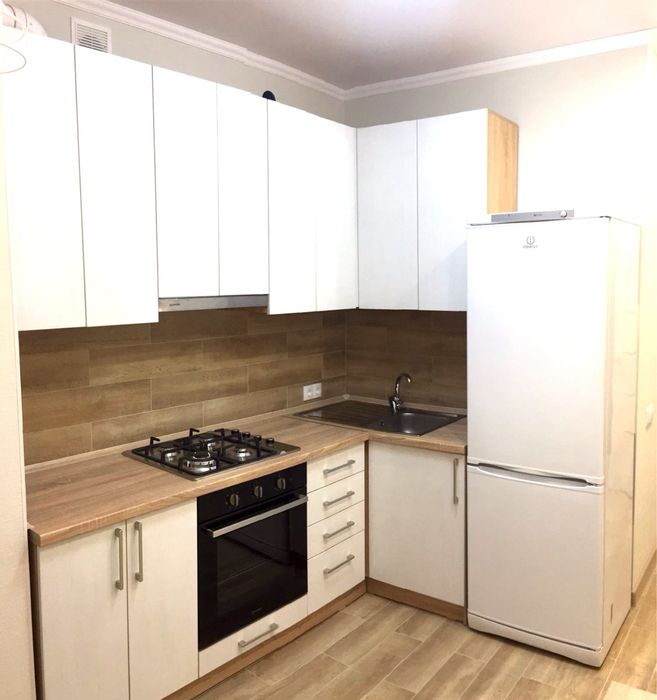 Своя стильна 1к кв-ра біля парку П.Борщагівка (котел, сховище)