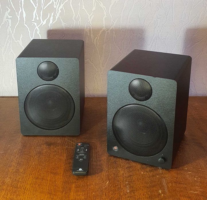 Активная блютуз акустика Wavemaster CUBE NEO Black