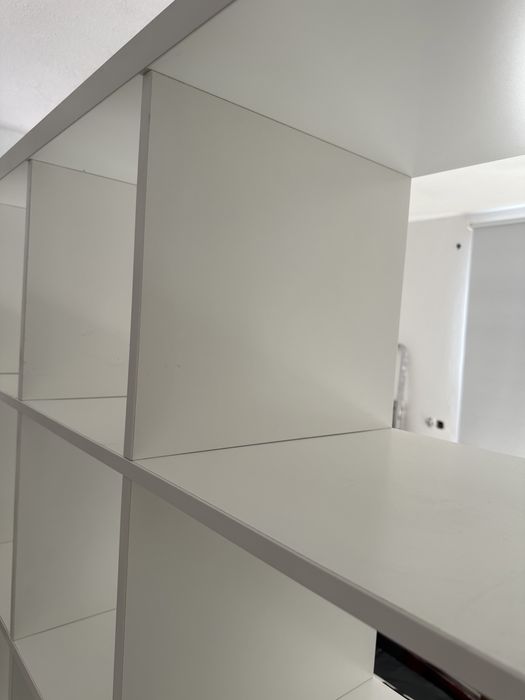 Estante ikea em muito bom estado