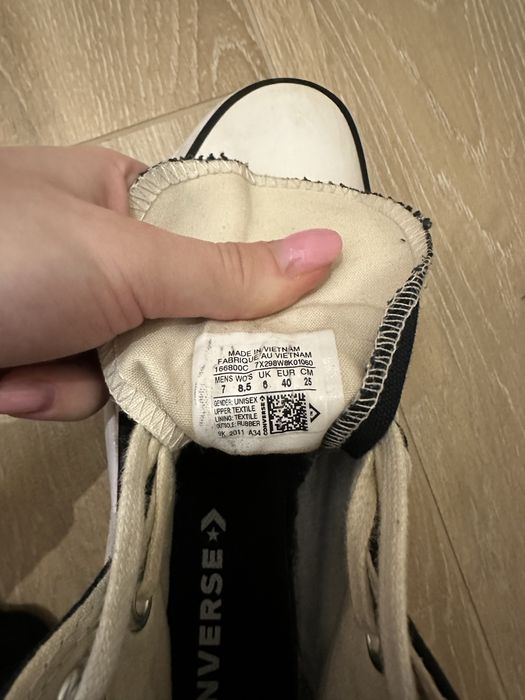 Converse Run Star Hike