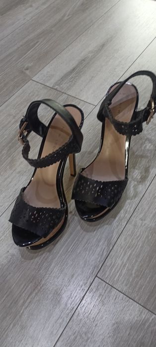 Nowe szpilki New Look