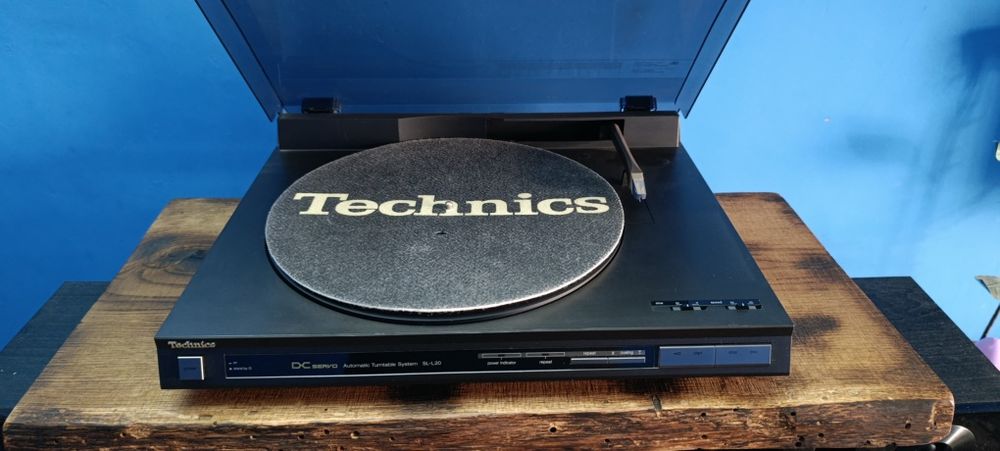 Вініловий програвач Technics SL-L20