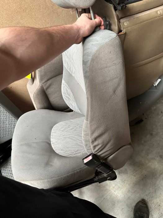 Land Rover Freelander 3 portas Bancos