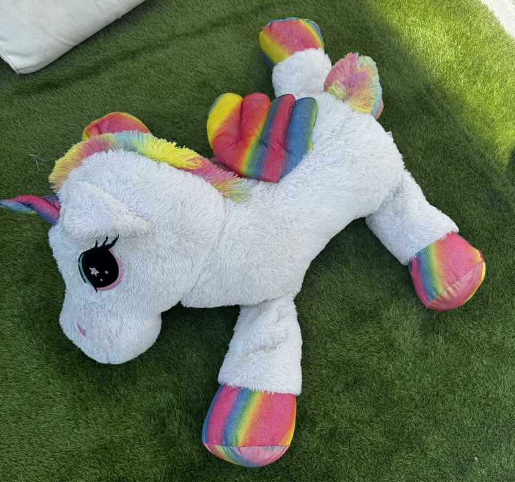 Peluche unicornio gigante super saldos  apenas 50€ foi 200€ como novo