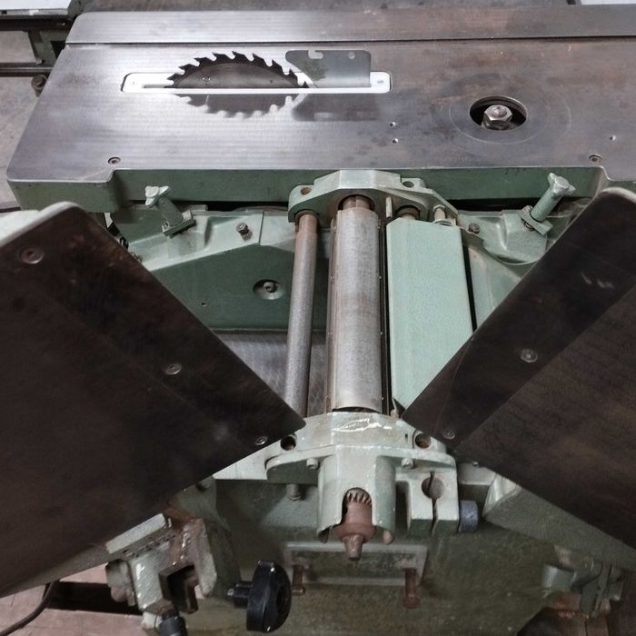 Obrabierka wieloczynnosciowa 4w1.  Lurem c260. 380 v. 26 cm, 3 noze.