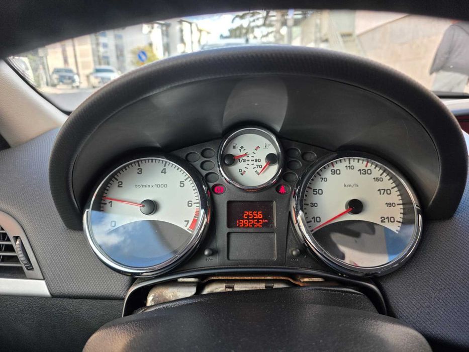 Peugeot 207 1.4 16V Sport