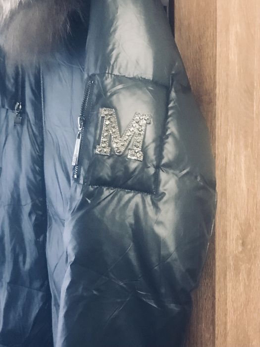 Продам зимову курточку