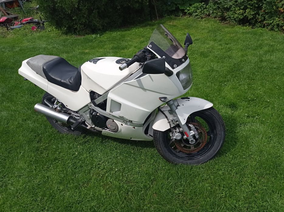 Kawasaki GPZ 600 części gaźnik silnik moduł wiązka airbox lampa tryby