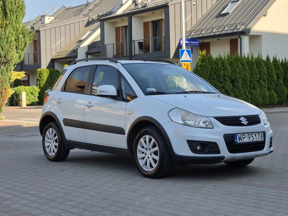 Suzuki SX4