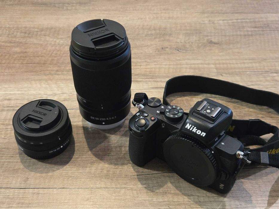 Aparat Nikon Z50 + 16-50 mm + 50-250 mm – bardzo niski przebieg 2263 zdjęcia