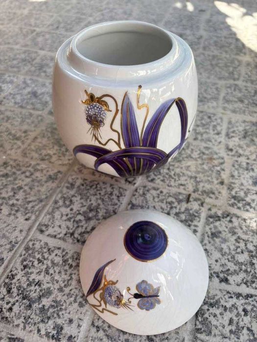 Peça decorativa pintada a mão