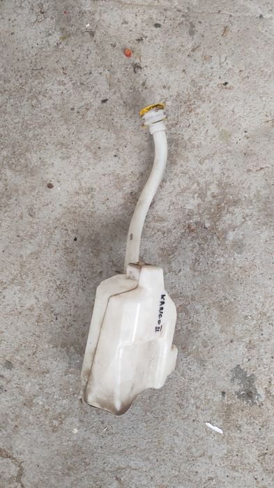 Zbiornik spryskiwaczy