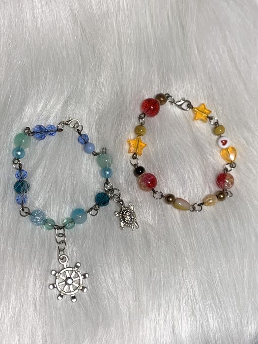 Прикраси на руку