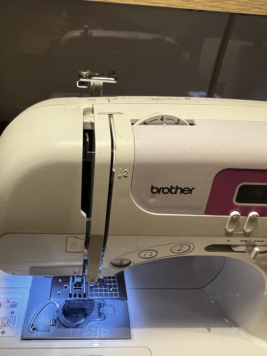 Maquina de costura Brother CX70PE