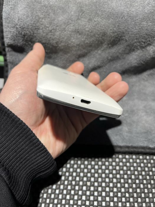 Смартфон LG (старий)