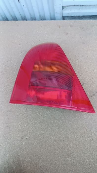Vendo farolim esquerdo de Renault Clio 2 ano 2001