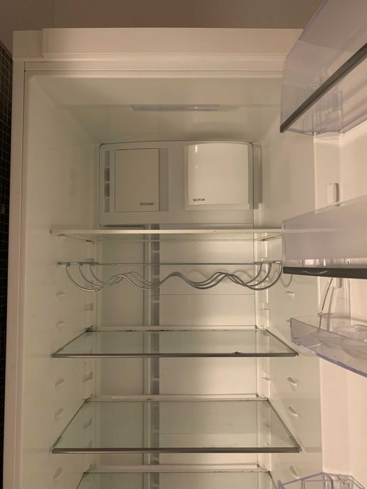 Frigorífico usado em excelente estado