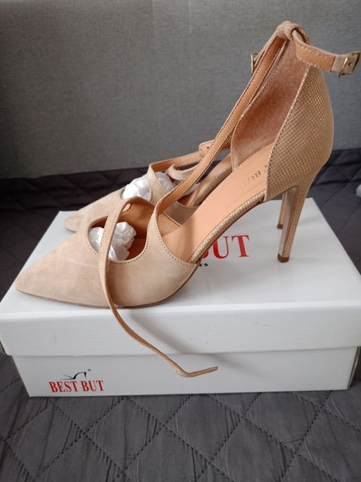 Buty NOWE rozm 40