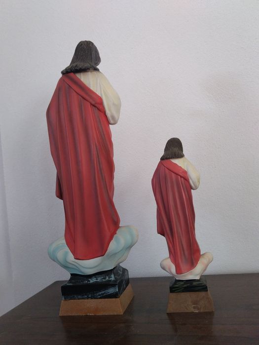 Cristos antigos em loiça