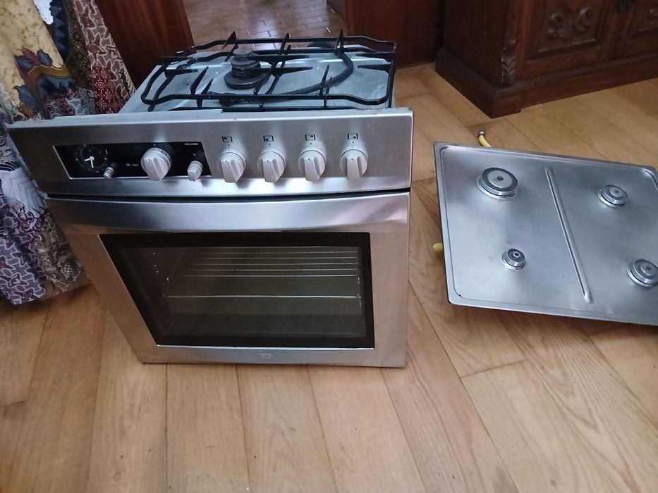 Forno a luz e placa a gas marca TEKA