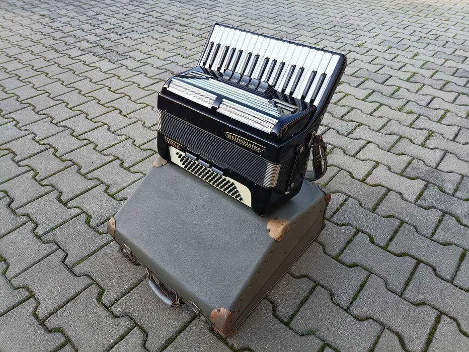 Akordeon Weltmeister Unisella 80 basowy