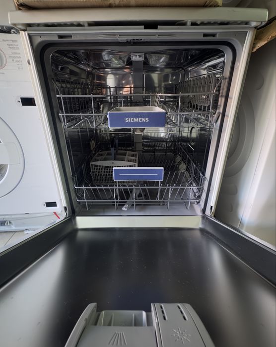 Máquina de Lavar Loiça SIEMENS SN23EI03KE (13 Conjuntos - 60 cm