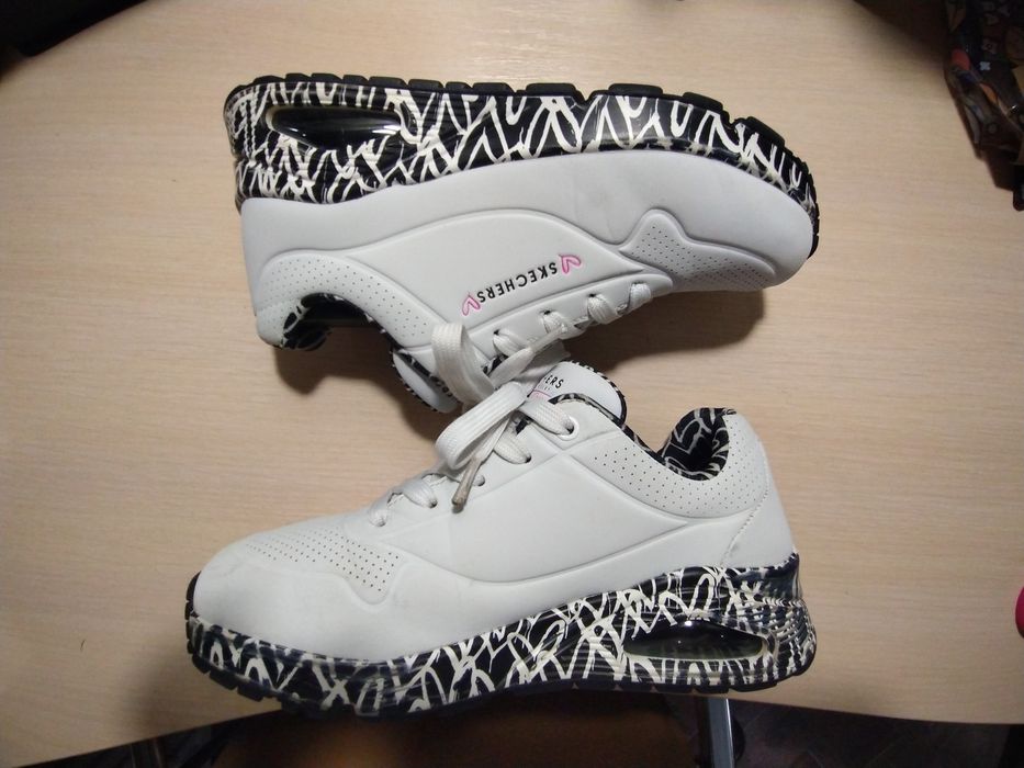 Кросівки Skechers 36р.