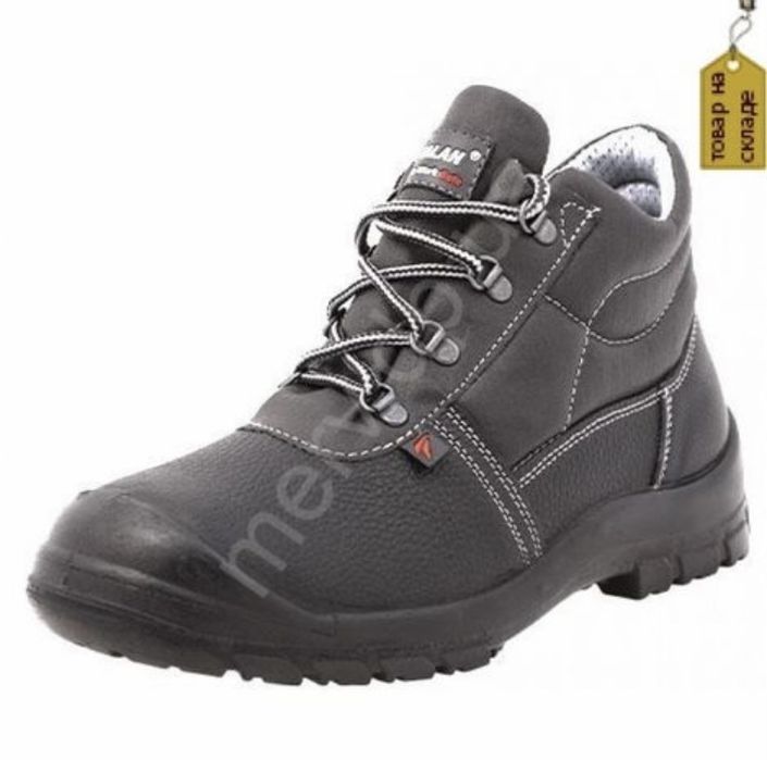 Ботинки рабочие спецобувь на складе