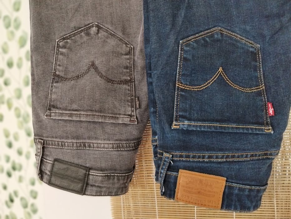 Jeans Levi's - 2 pary