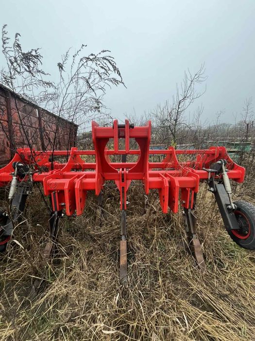 Глибокорозпушувач типу Gaspardo 3.5 м. 7 лап.