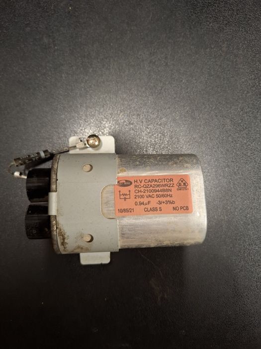 Kondesator mikrofali