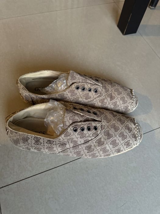 Guess Espadryle uzywane 42