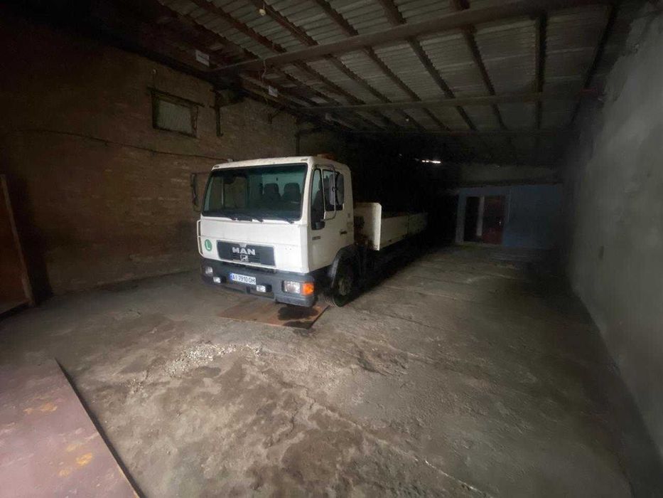 Оренда складу / виробничого приміщення 1350 м² з територією та заїздом