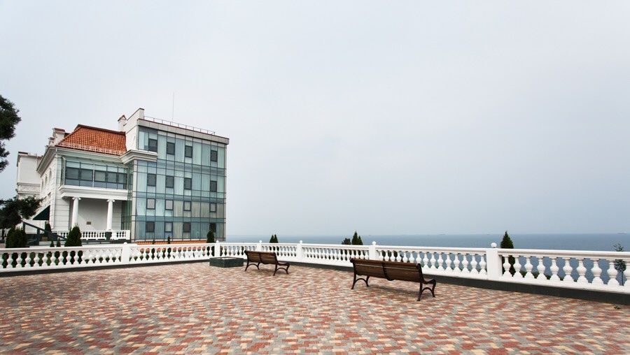 Свет не отключают,центр,новострой,вид моря,балкон,пр.Шевченко,подобово