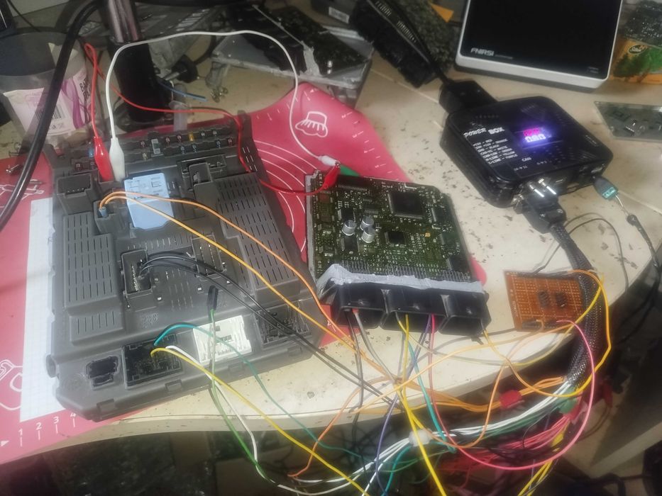 Ремонт програмування та прошивка електронних блоків  ЕБУ ЭБУ ECU авто