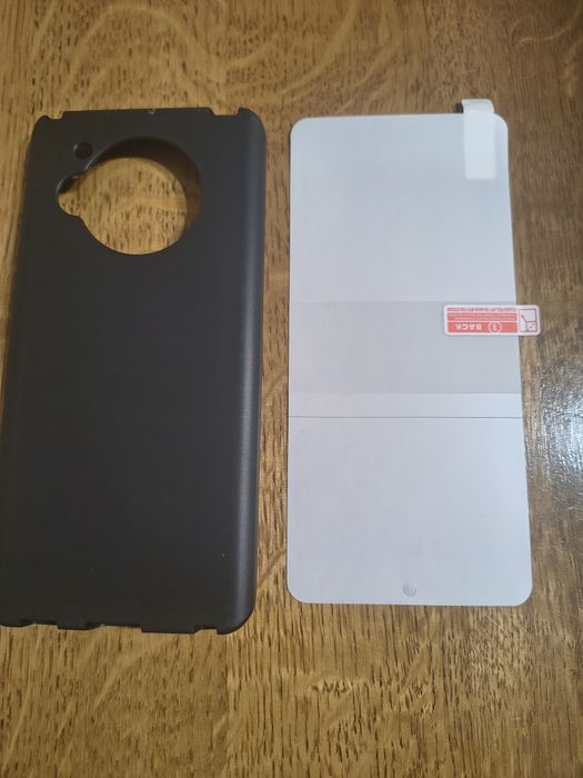 Sharp AQVOS r7 чохол і плівка.