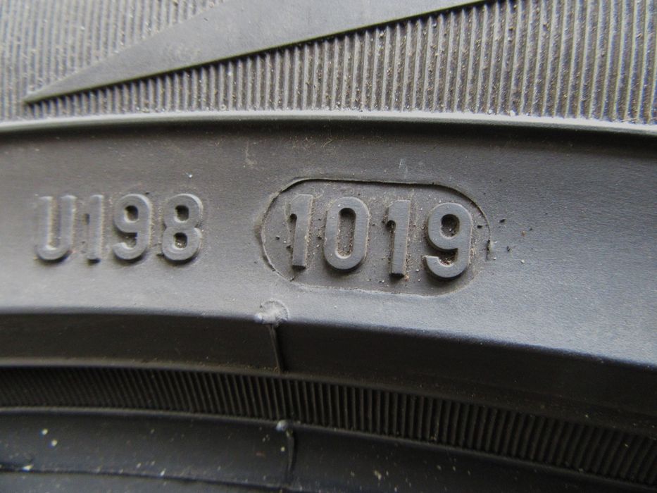 235/50R19 Pirelli Scorpion Verde Seal B/B/70dB 6,70mm 200zł/szt