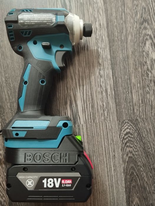 Адаптер перехідник акумулятор Bosch Pro 18V на інструмент Makita