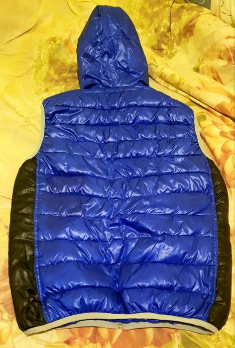 Продам   Желетку