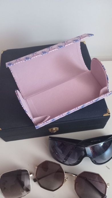 Очки солнцезащитные. Цена за лот.