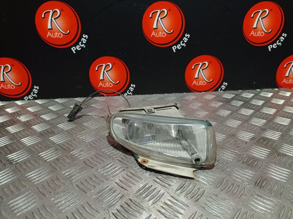 Farol De Nevoeiro F/E Chrysler Voyager / Grand Voyager Iii (Gs)