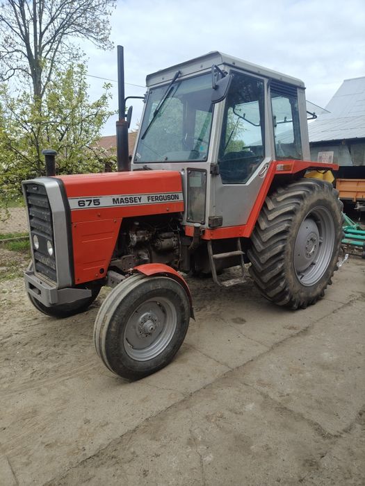 Massey Ferguson 675