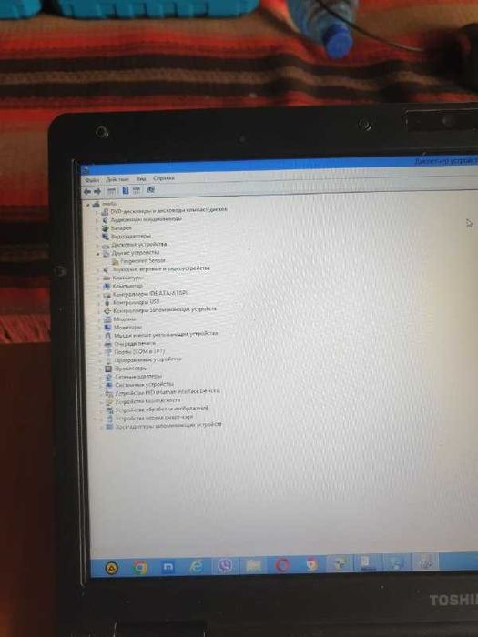 Продам ноутбук TOSHIBA TECRA S11 15 "I7 NVIDIA 4GB RAM 320GB HDD