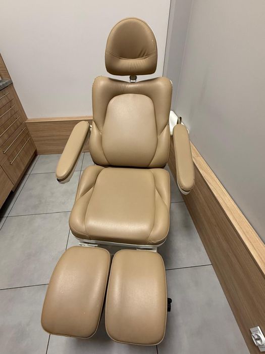 Fotel kosmetyczny fotel podologiczny elektryczy regulowany