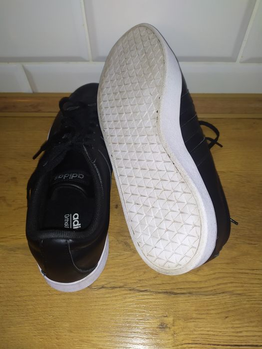 Buty Półbuty sportowe Adidas Nowe 40 damskie